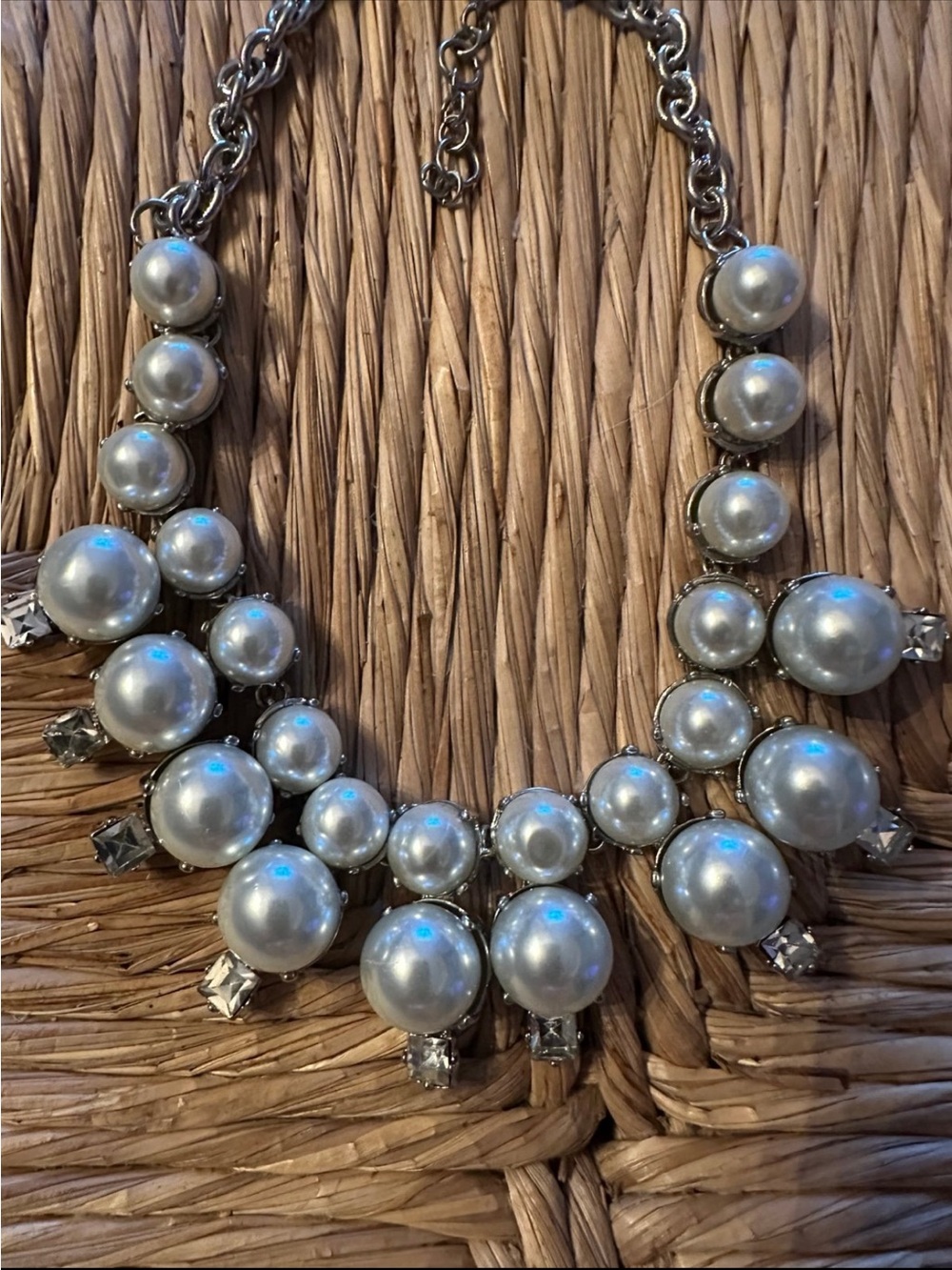 Vintage Silver colored chunky Pearl necklace & crystal adjustable length
